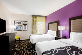 La Quinta Inn & Suites by Wyndham McAllen Convention Center