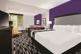 La Quinta Inn & Suites by Wyndham McAllen Convention Center