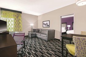 La Quinta Inn & Suites by Wyndham McAllen Convention Center