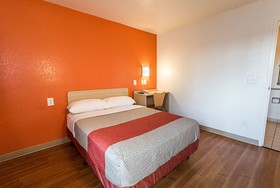 Motel 6 Mcallen