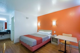 Motel 6 Mcallen