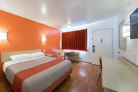Motel 6 Mcallen