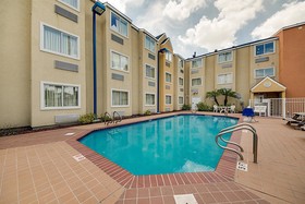 Motel 6 Mcallen, TX - East