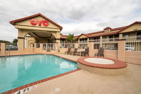 OYO Hotel McAllen Airport South