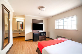 OYO Hotel McAllen Airport South