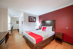 OYO Hotel McAllen Airport South