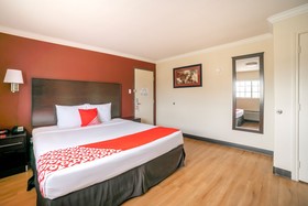 OYO Hotel McAllen Airport South