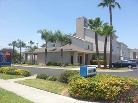 Studio 6 Mcallen