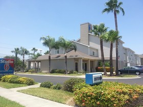Studio 6 Mcallen