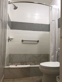 Super 8 by Wyndham McAllen/Downtown/La Plaza Mall