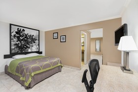 Super 8 by Wyndham McAllen/Downtown/La Plaza Mall