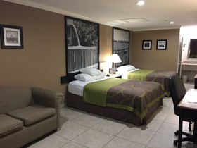Super 8 by Wyndham McAllen/Downtown/La Plaza Mall