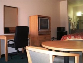 La Bonita Inn and Suites