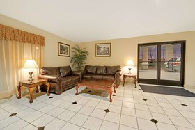 Days Inn by Wyndham McKinney