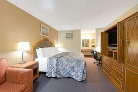 Days Inn by Wyndham McKinney