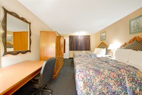 Days Inn by Wyndham McKinney