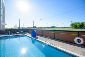 Holiday Inn Express & Suites McKinney Frisco East