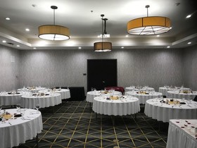 Holiday Inn Hotel & Suites Mckinney-Fairview