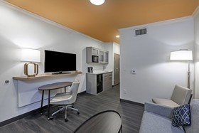 Holiday Inn Hotel & Suites Mckinney-Fairview