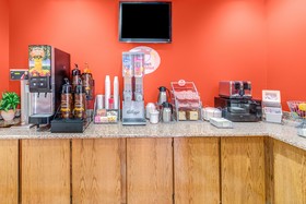 Super 8 by Wyndham McKinney/Plano Area