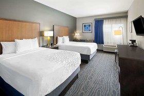 La Quinta Inn & Suites by Wyndham Mercedes