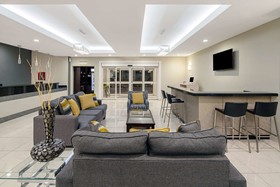 La Quinta Inn & Suites by Wyndham Mercedes