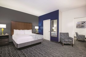 La Quinta Inn & Suites by Wyndham Mercedes