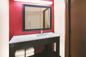 La Quinta Inn & Suites by Wyndham Dallas Mesquite