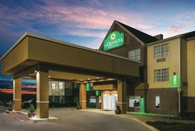 La Quinta Inn & Suites by Wyndham Dallas Mesquite
