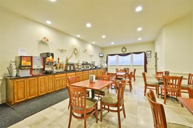 Best Western Limestone Inn & Suites