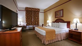 Best Western Limestone Inn & Suites