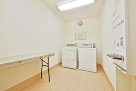 Best Western Limestone Inn & Suites