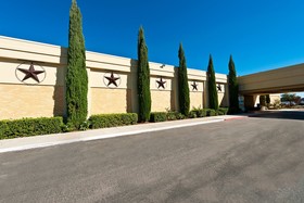 Grand Texan Hotel & Convention Center