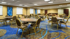 Holiday Inn Express Hotel & Suites Midland Loop 250