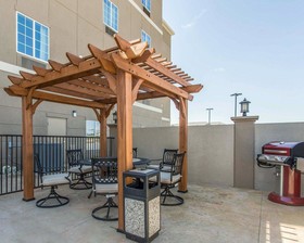 Mainstay Suites