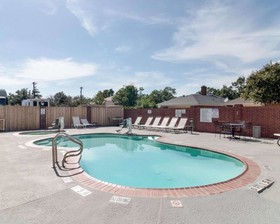 Quality Suites Midland