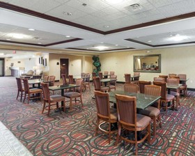 Quality Suites Midland