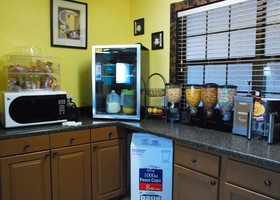 Americas Best Value Inn-Midlothian/Cedar Hill