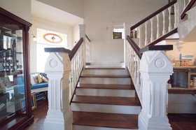 Munzesheimer Manor Bed & Breakfast