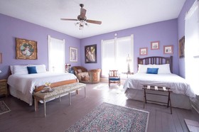 Munzesheimer Manor Bed & Breakfast