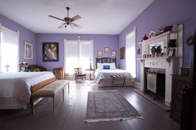 Munzesheimer Manor Bed & Breakfast