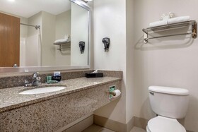 Best Western Club House Inn & Suites