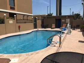 Shary Inn and Suites