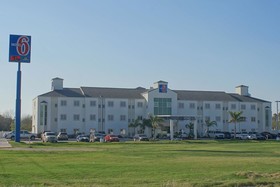 Motel 6 Mission