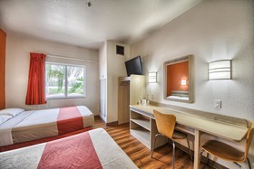 Motel 6 Mission