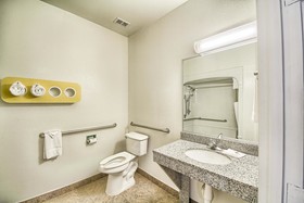 Motel 6 Mission