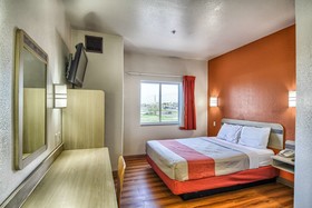 Motel 6 Mission