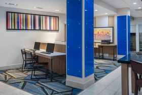 Holiday Inn Express & Suites Missouri City West