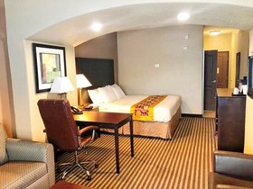 Spark by Hilton Missouri City