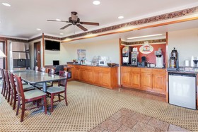 Super 8 by Wyndham Mount Vernon